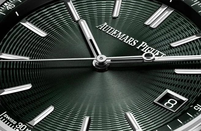 BBR Factory Audemars Piguet CODE 11.59 Green Super Clone Watch –  Replica with Top-Quality Craftsmanship Snug 5137